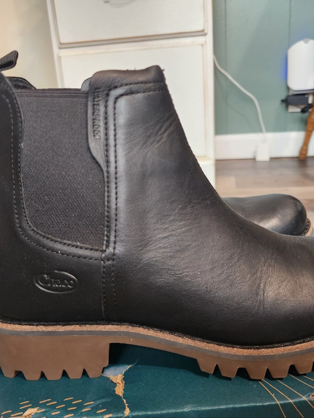 Chaco Black Leather Chelsea Ankle Boots with Brown Lug Sole Waterproof